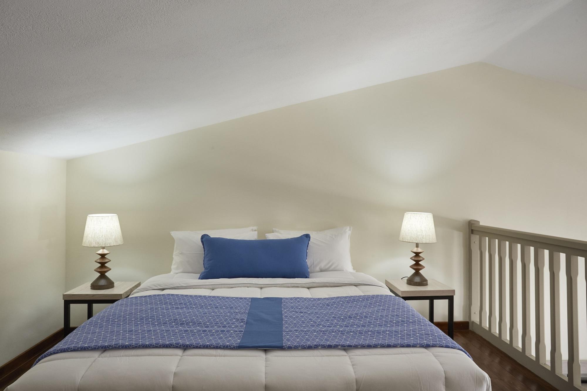 Living 3* Skiathos Chora